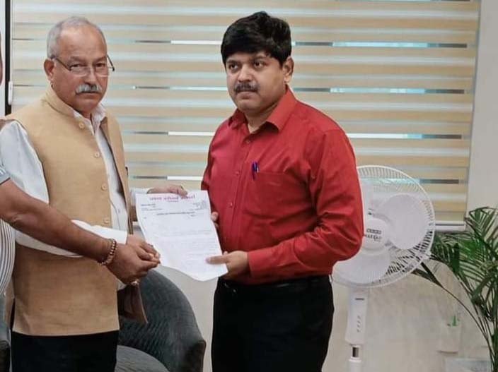 पुल निर्माण एवं भारी वाहनों की आवाजाही रोकने को मोर्चा ने शासन में दी दस्तक