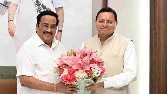 सीएम धामी ने केंद्रीय जल शक्ति मंत्री से की मुलाकात, कुंभ की तैयारियों को लेकर हुई चर्चा